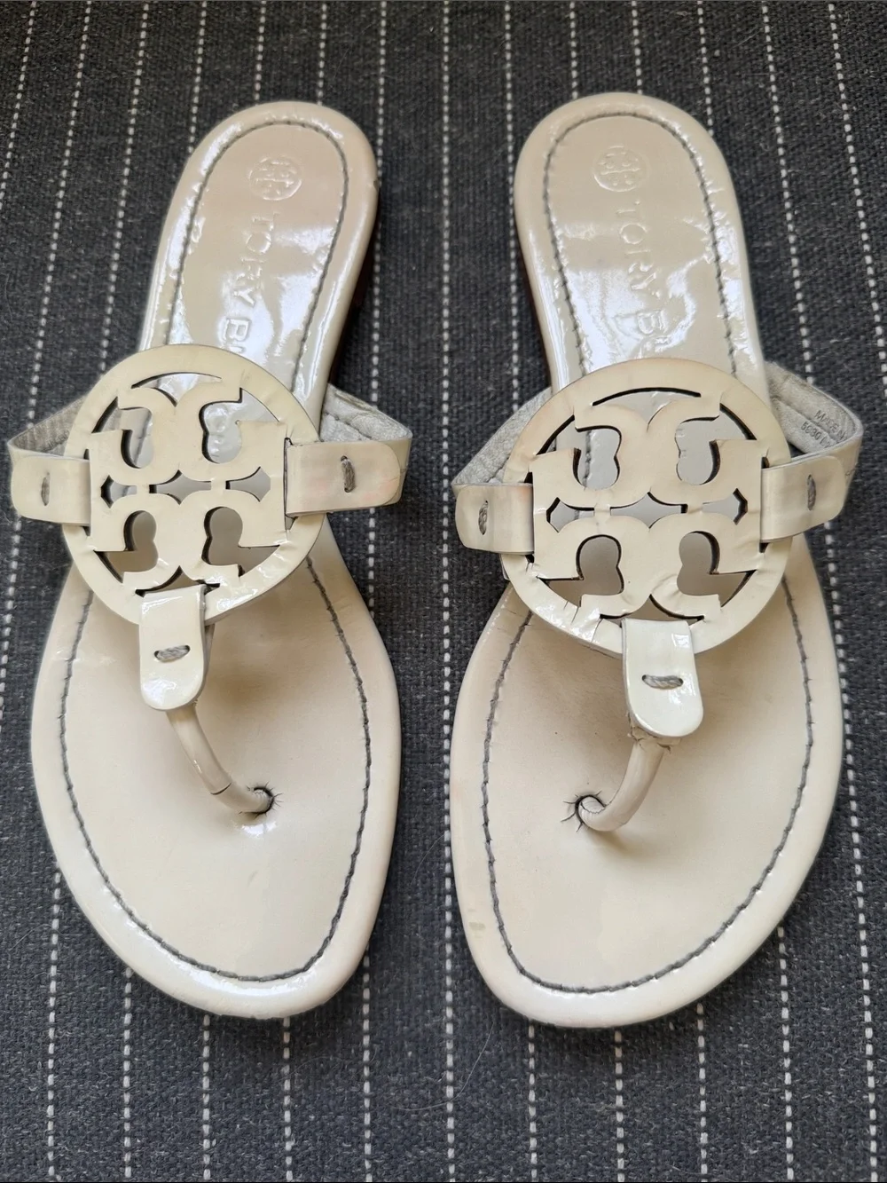 Tory Burch Miller Patent Leather Thong Sandals Ivory Size US 7.5